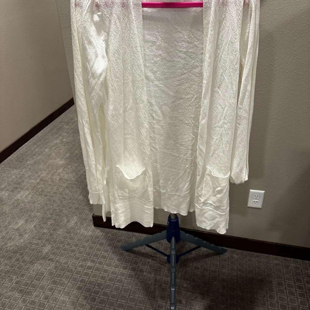 Elegant White Cardigan
